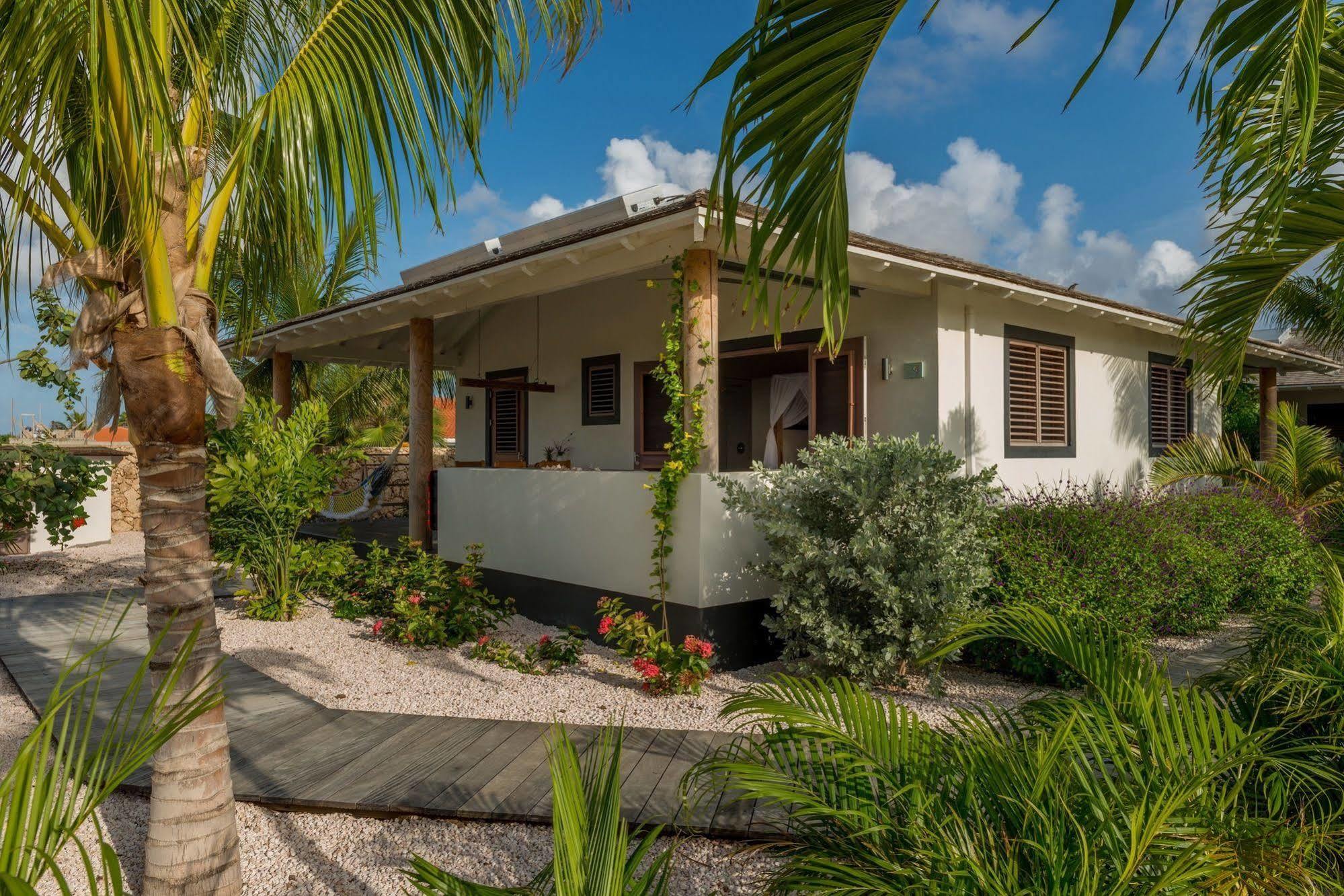 Windhoek Resort Bonaire Kralendijk  Exterior photo